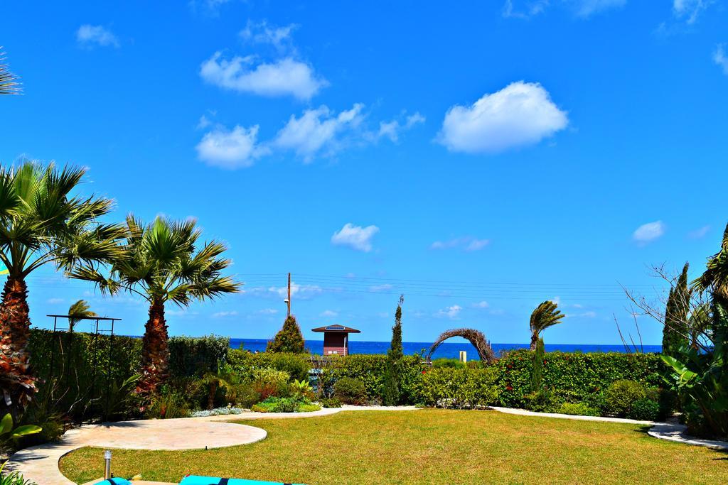 Latchi Beach Front Villa - Private Heated Pool - Amazing Uninterrupted Sea Views Polis Ngoại thất bức ảnh